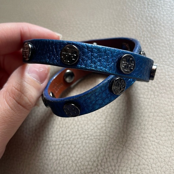 Tory Burch Double Wrap Logo Studded Bracelet Navy - Excellent Condition! - Picture 2 of 10